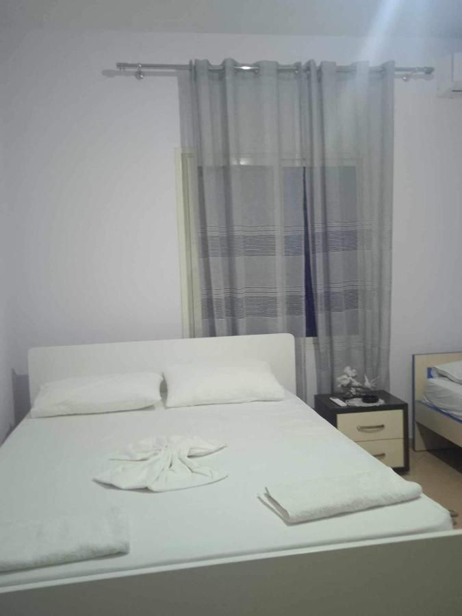 Vila Olti Vlorë Esterno foto